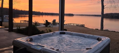 Hot Tub - New for 2026