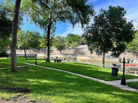 Newly Renovated Waterfront Comal River Condo image 3