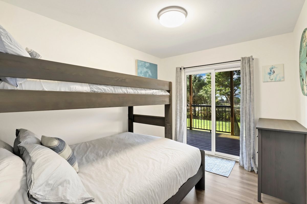Room 4