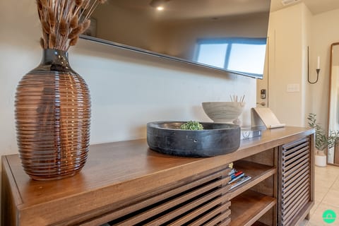 Sandstone Sanctuary | Moab Townhome w/ Pool & Hot Tub