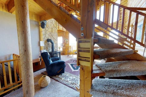 Juniper Ridge 5 BR Family Cabin