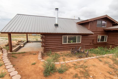 Split Ridge Cabin near Blanding Utah