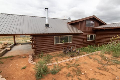 Split Ridge Cabin near Blanding Utah