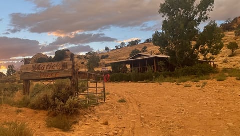 The Desert View Cabin