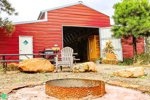 Entrance fire pit etc