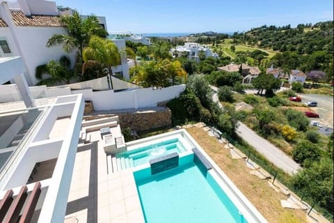 The Solstice Estate – Private Pool Retreat image 1
