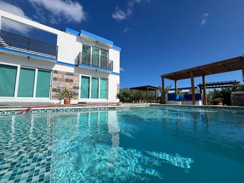 Modern Mediterranean Villa