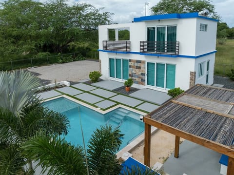 Modern Mediterranean Villa