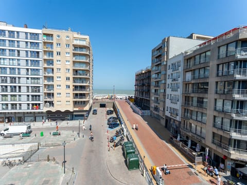 Zeewind "close to the beach"