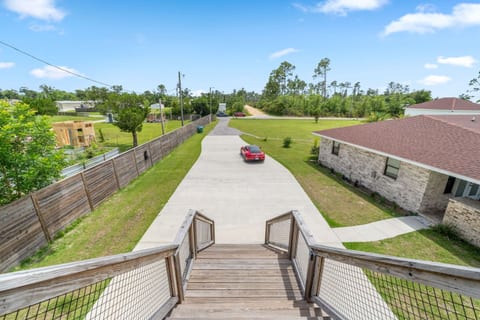 Hidden Cove - Private Beach and Boat Dock!
