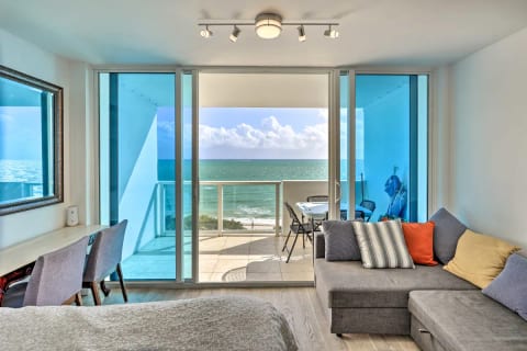 MIAMI BEACH FRONT CONDO