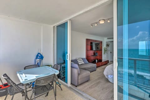MIAMI BEACH FRONT CONDO