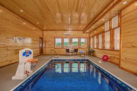 Luxury*Private Heated Pool*Amazing Views*Sleeps 24 image 1