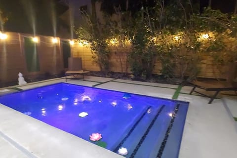 Luxury 3/4 Home in Las Olas with Pool and Hot Tub Near the Beach