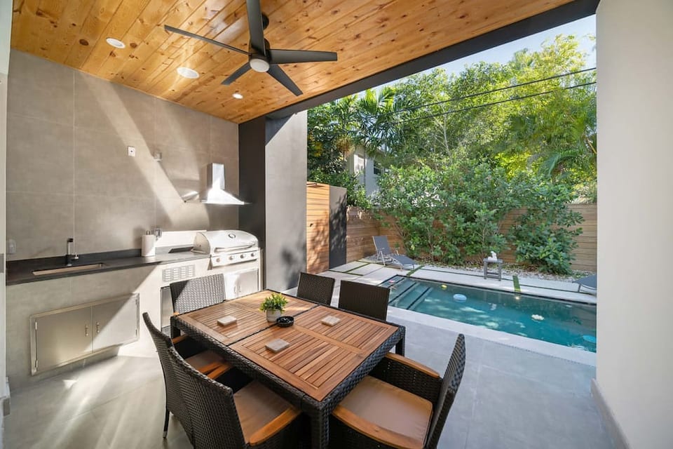 Las Olas 3/4 Zen Home con piscina y jacuzzi cerca de la playa - Fort Lauderdale