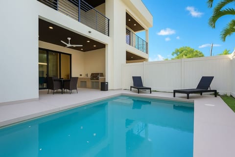 Lux Jungle Haven Close to Port Everglades & Beach