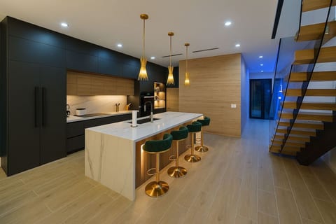 Junglelux Home with 2 Pools / Sauna / BBQ