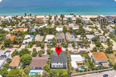 Private Room 1 Block from Ft Lauderdale Beach