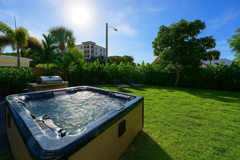 Private Room 1 Block from Ft Lauderdale Beach