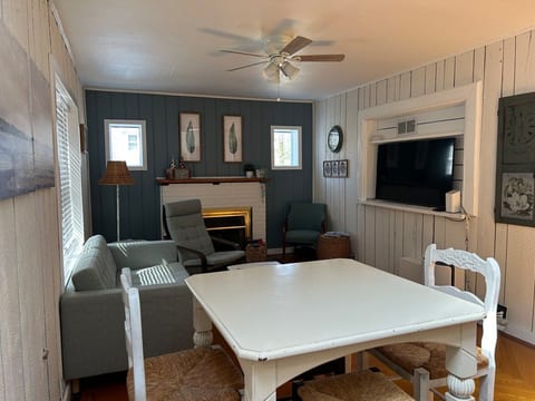 Hickory House on the Chesapeake Bay! image 6