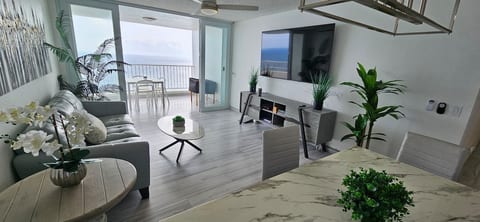 Oceanfront 3-bedroom Sub-Penthouse in Luquillo PR image 1
