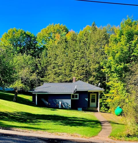 Lake Michigamme Retreat
+ ATV / Snowmobile Trail 8 image 1