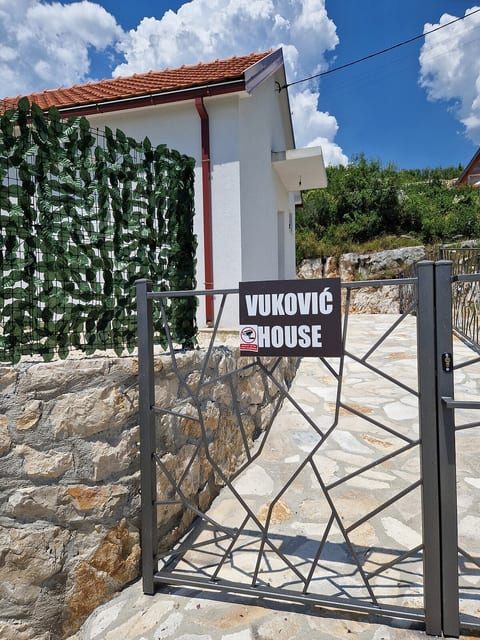 Vuković house Lake View & Nature image 2