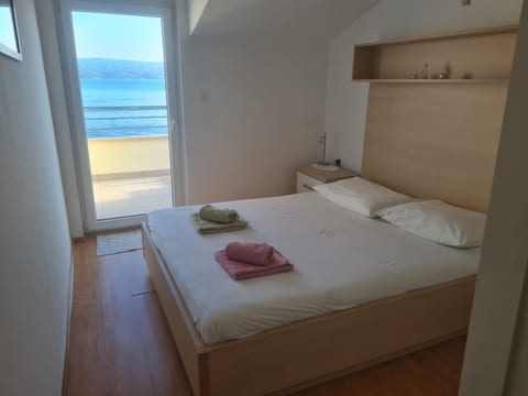 Apartments Damir - Unit 379035-13