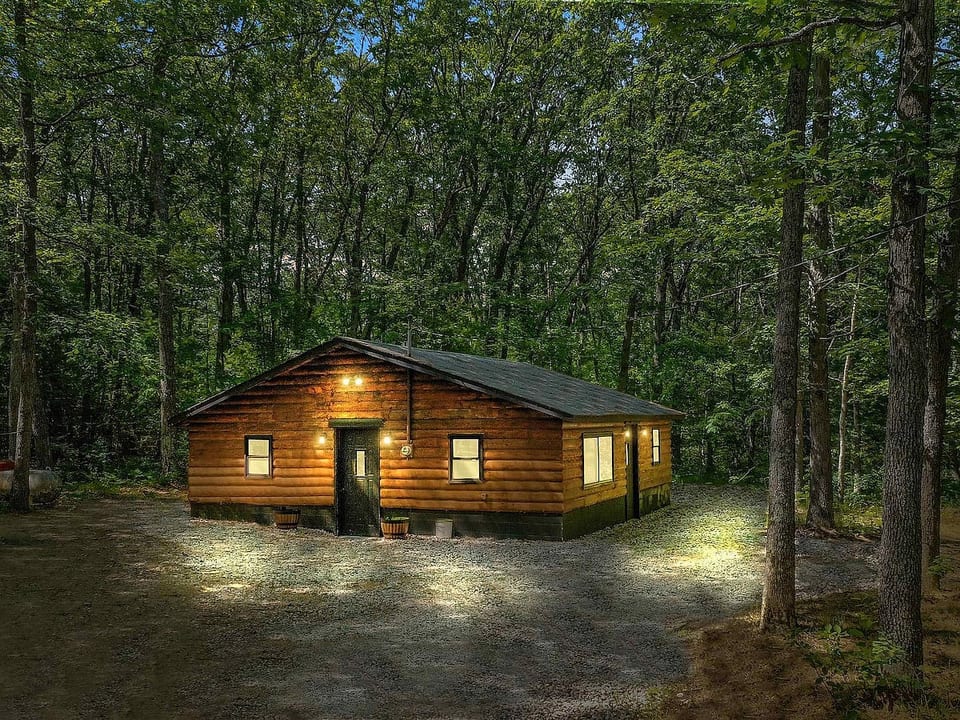 This little piece of local history was one of the original cabins in the area, built in 1969 on land that was originally partitioned by the owner of the Dublin General Store (established in 1935). The street it's on is named after his eldest son.