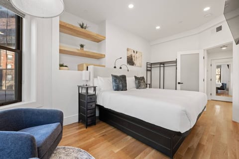 Cozy King Bedroom