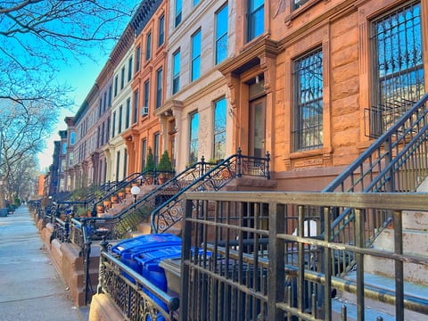Timeless Brooklyn brownstones. Live like a local !