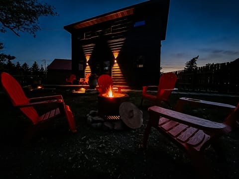 Creekside Cabin
Close to Trails & Town image 4