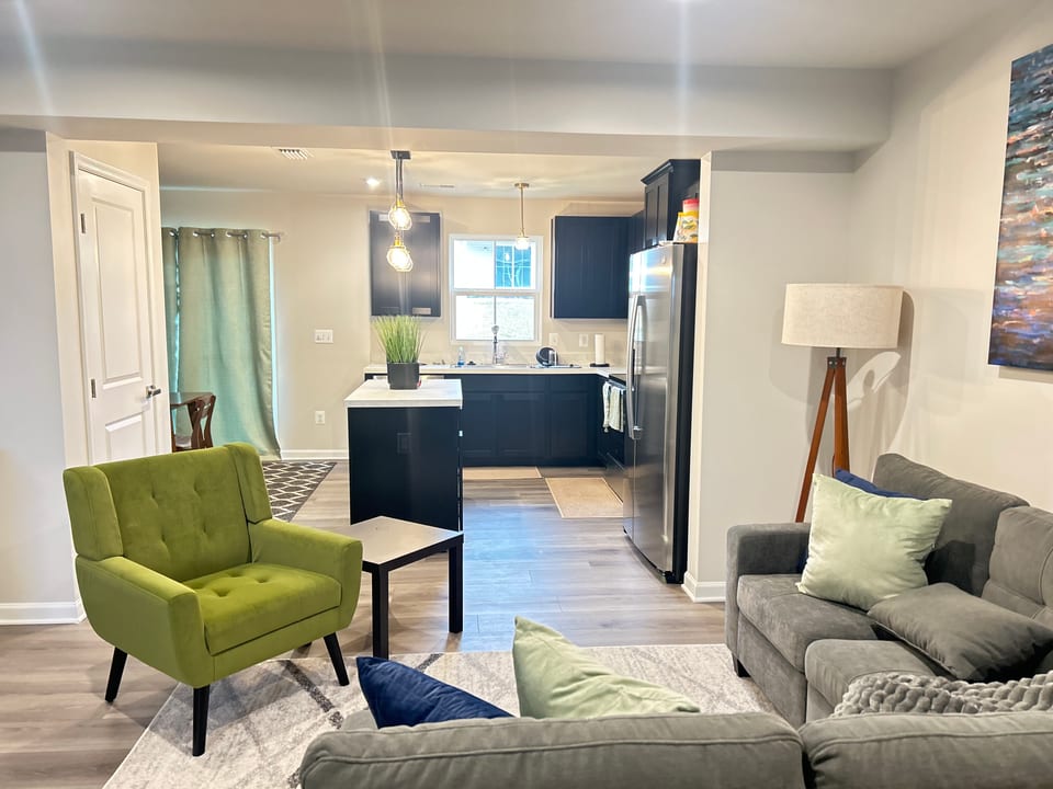 Newly Built Cozy Home Harrisonburg - Harrisonburg