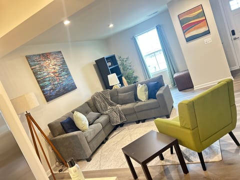 Newly Built Cozy Home Harrisonburg