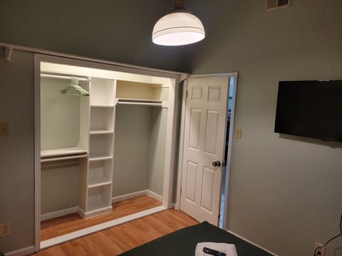 The Yellow Door - Room #4