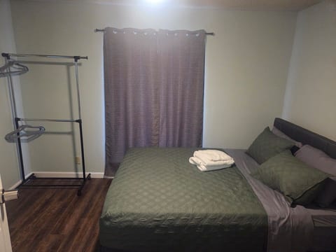 The Yellow Door - Room #8