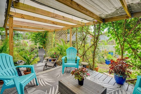 Covered Deck | Fire Pit | Gas Grill