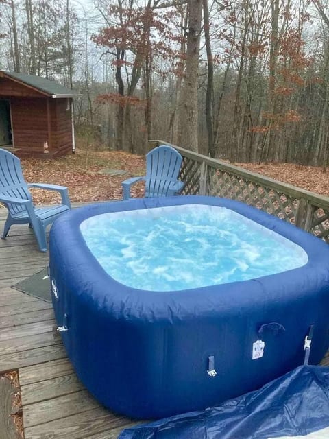 *RV Pad w/Full Hookups *Hot Tub *WiFi *Pet Frndly