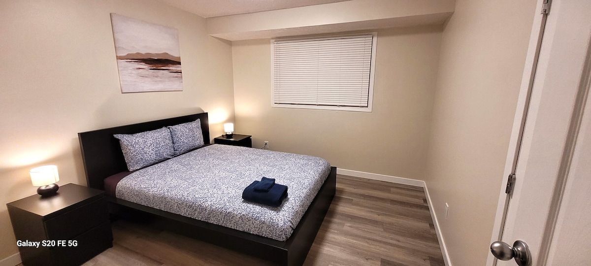 Home away from home - 6 bedroom refreshed bungalow