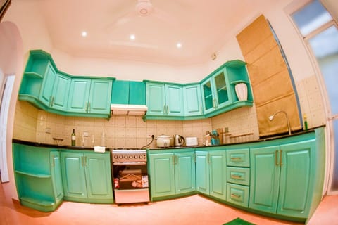 3BR : Remote Workcondo with Kitchen + Balcony image 3