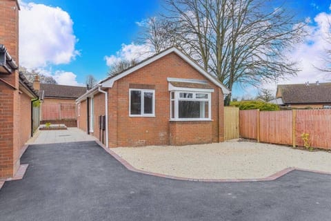 Boutique Bungalow Retreat Near Charnwood