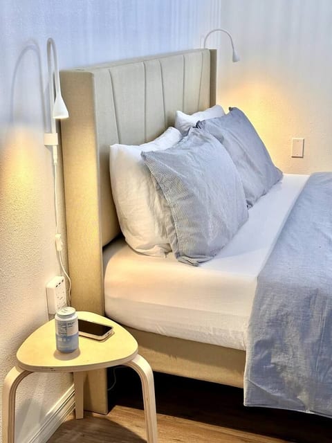 Santorini Cabana in Zephyrhills