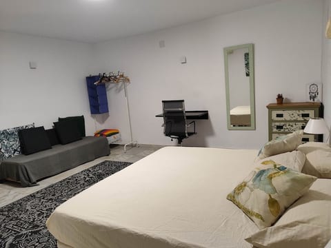 smaller bed on wall edge,  070 x 180
