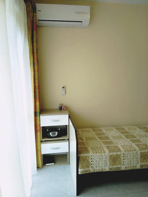 Cozy Rusalka Studio - Walk to Beach & Marina