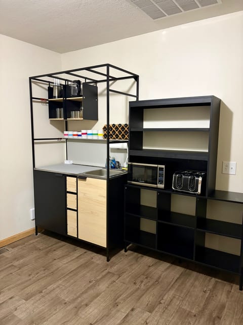 King Room + Kitchenette (upstairs)