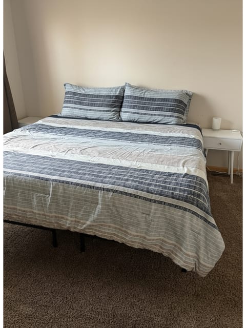 King Room + Kitchenette (upstairs)