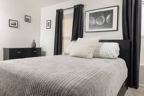 Charming Dreamy Home Close to Downtown SA
