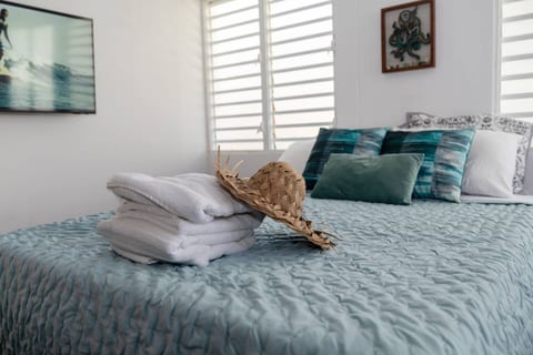Queen bed