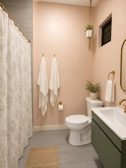 Casa Oliver Collection | House + Cottage