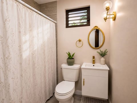 Casa Oliver Collection | House + Cottage